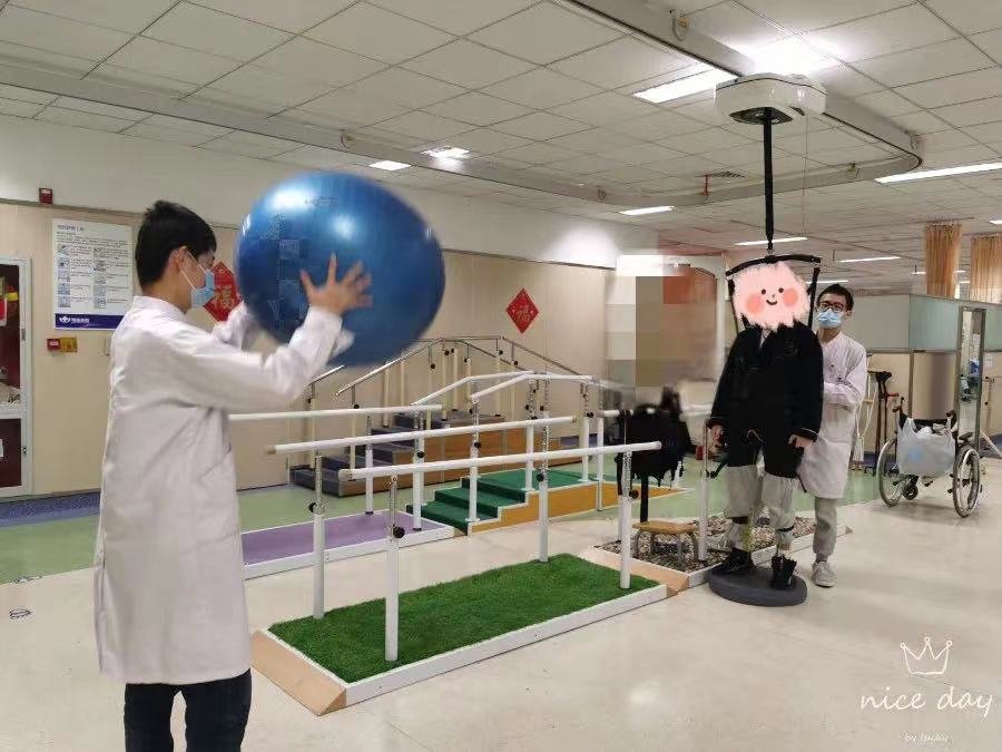 “步行反饋?zhàn)赃m應(yīng)康復(fù)系統(tǒng)” 你問(wèn)我答！